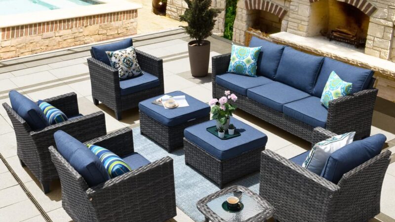 Commercial outdoor dining sets