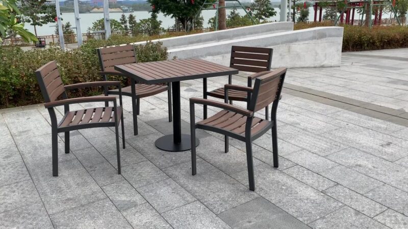 Outdoor restaurant furniture
