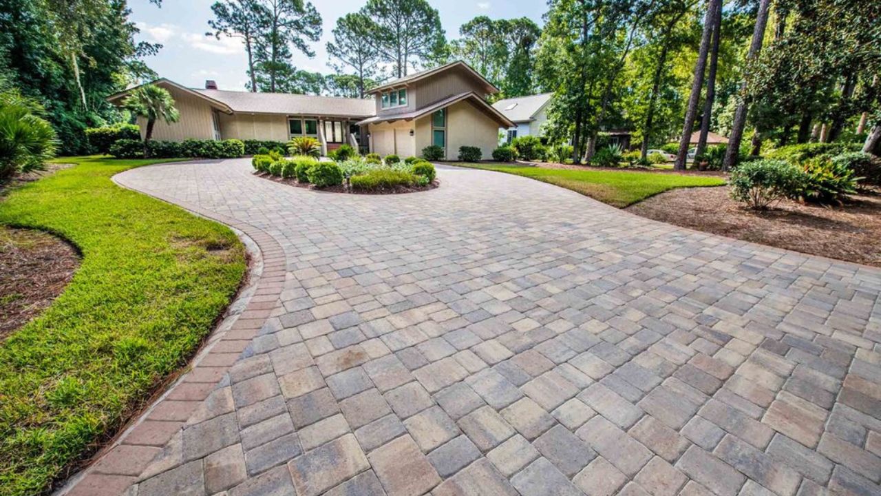 Paver installation labor cost