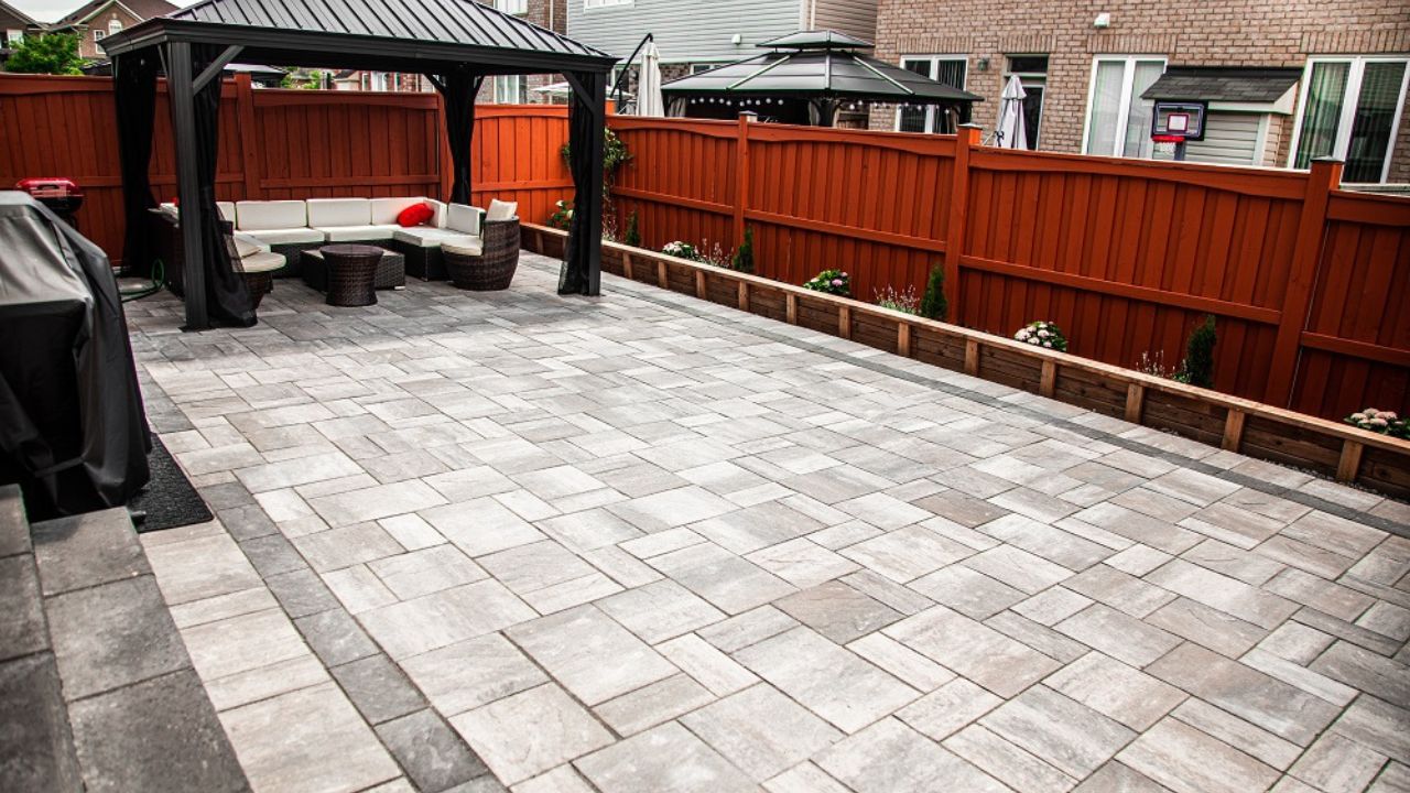 Paver installation cost per sq ft