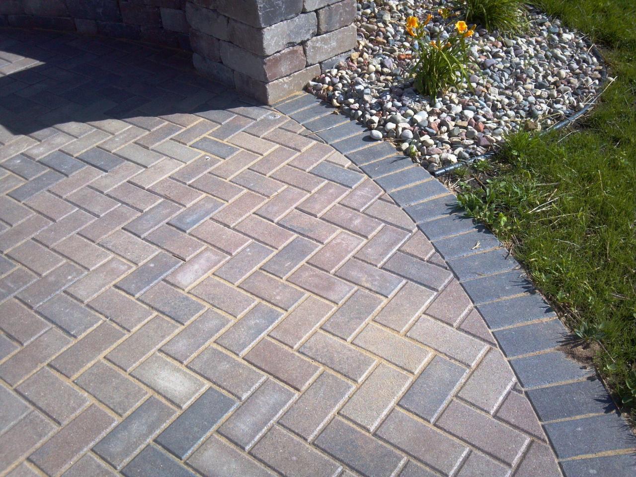 Price for patio pavers installed